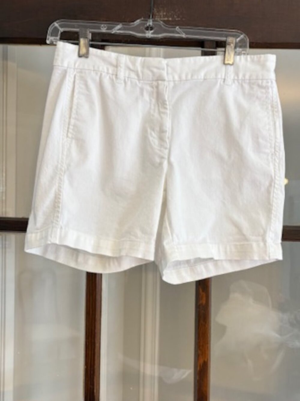 J.Crew White Chino Shorts, Size 4 - Picture 1 of 6